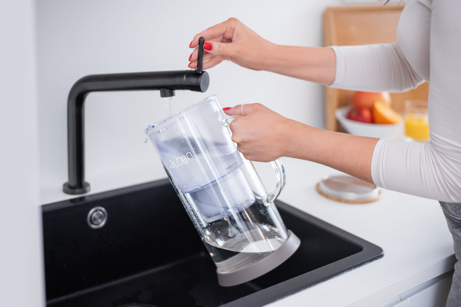 How to Choose a Water Filter Jug: 5 Tips for the Right Choice