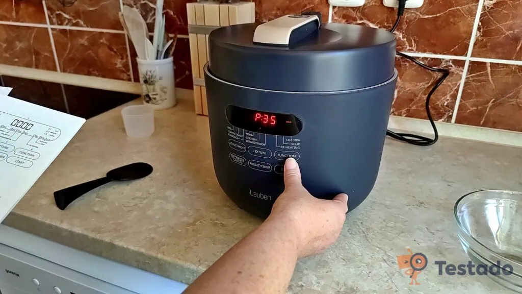 Recenze tlakového hrnce Lauben Electric Pressure Cooker 5000AT